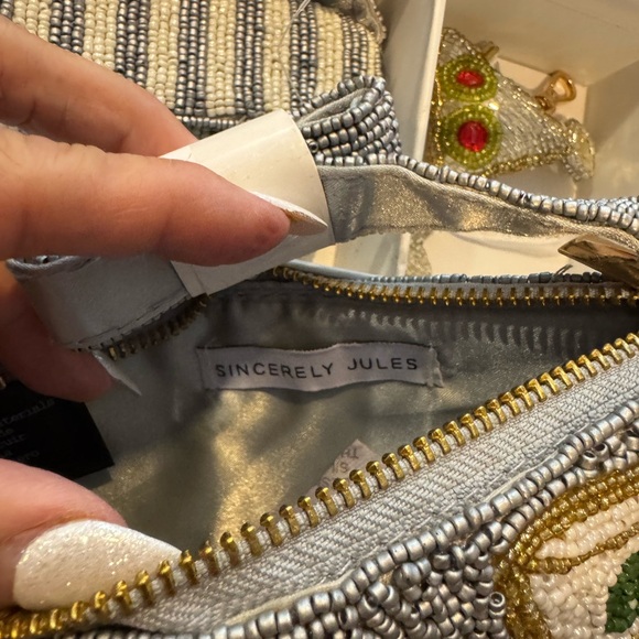Sincerely Jules Silver Beaded Clutch with Martini Design - Picture 3 of 6